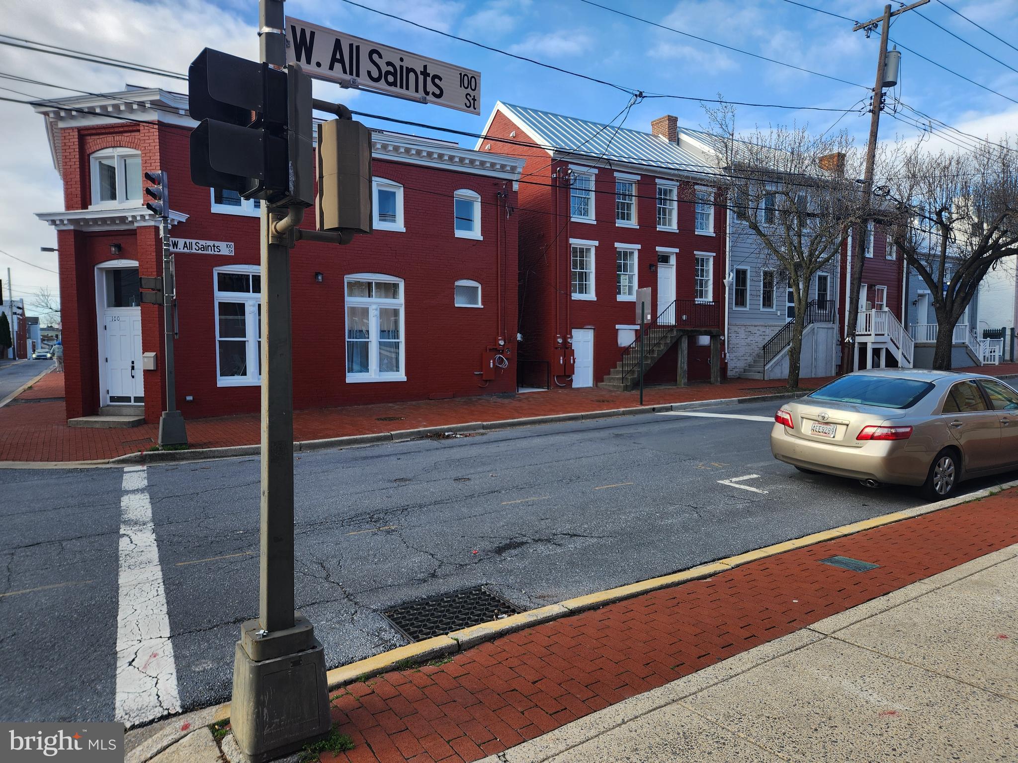 104 W ALL SAINTS STREET B C2