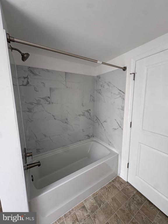 104 W ALL SAINTS STREET B C2