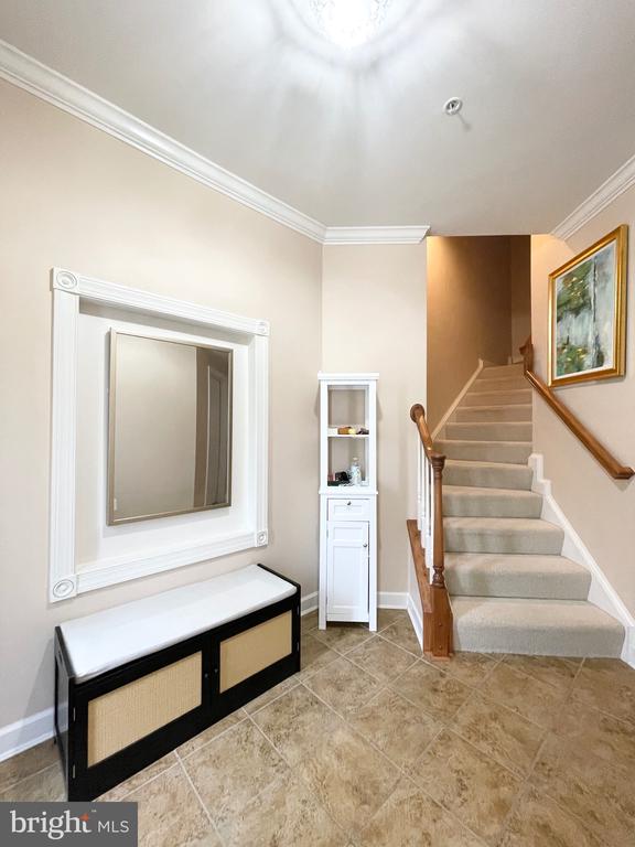 9661 ATTERBURY LANE