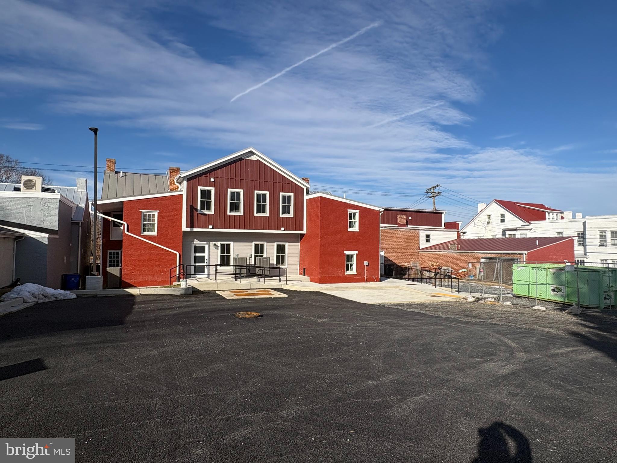 106 W ALL SAINTS STREET B B2