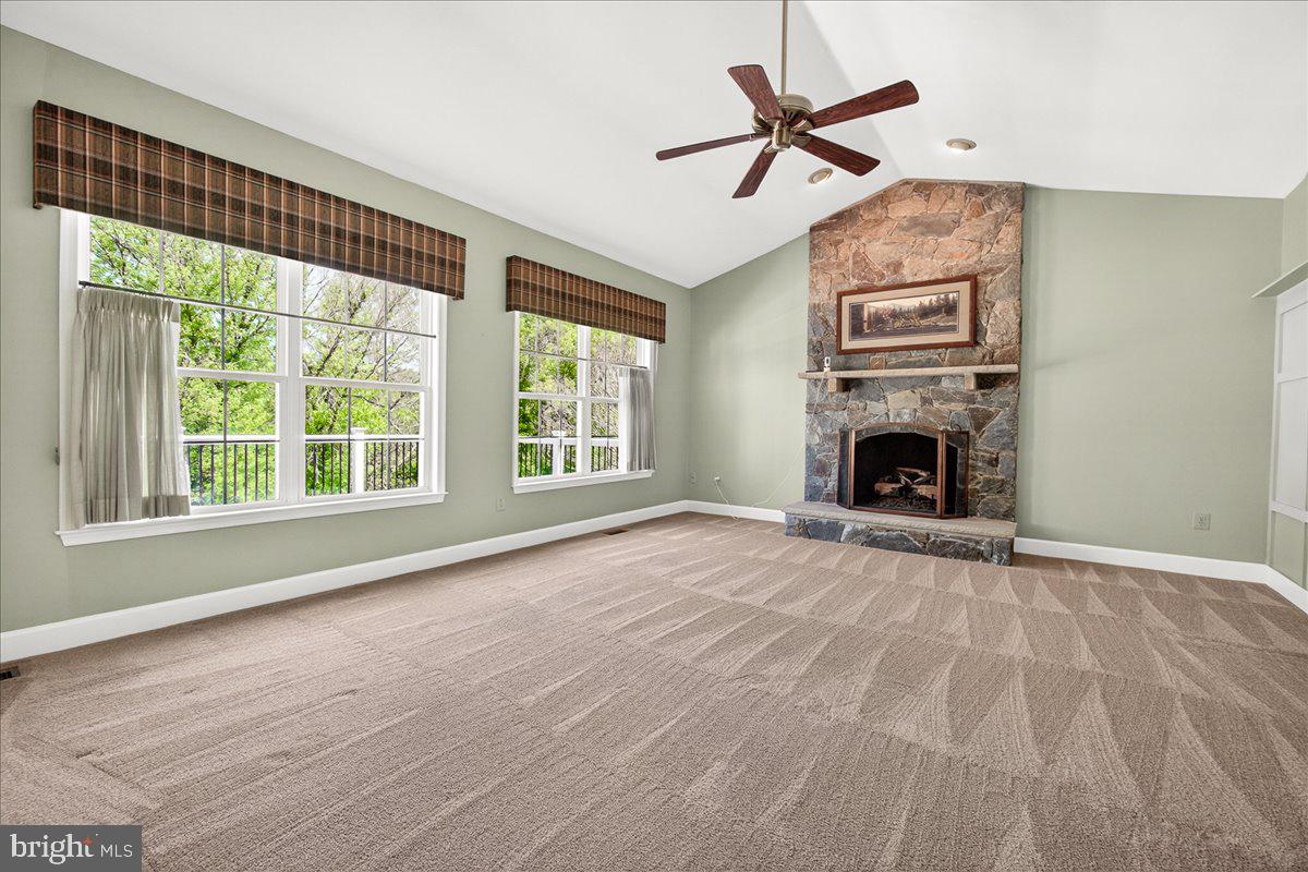 6309 KNOLLWOOD DRIVE