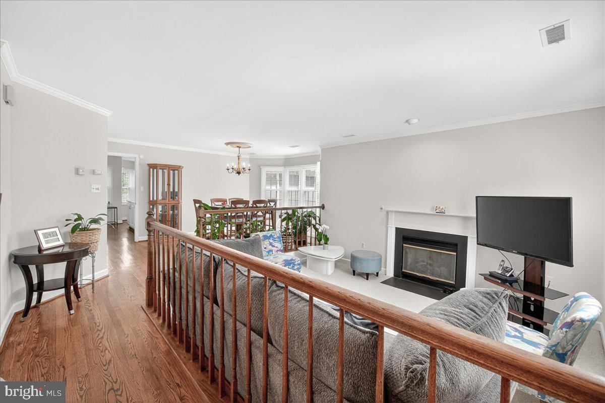 815 DUNBROOKE COURT