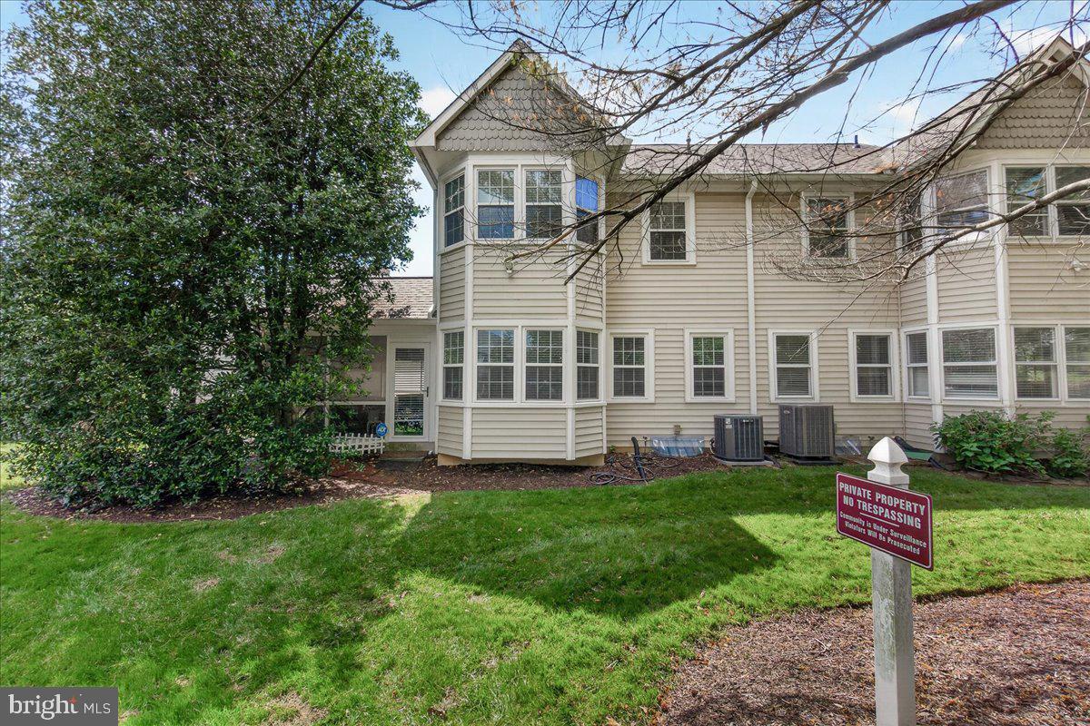 815 DUNBROOKE COURT