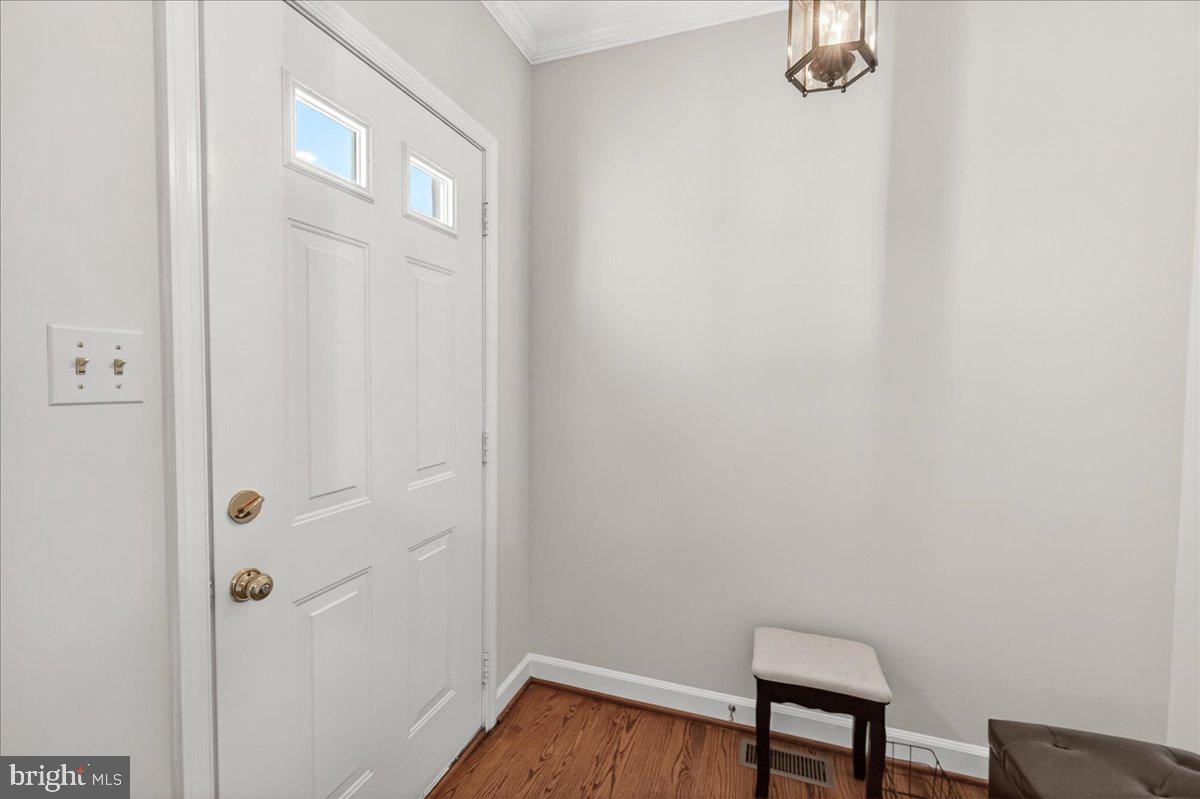 815 DUNBROOKE COURT
