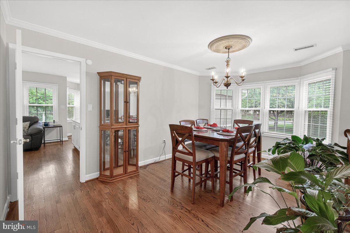 815 DUNBROOKE COURT
