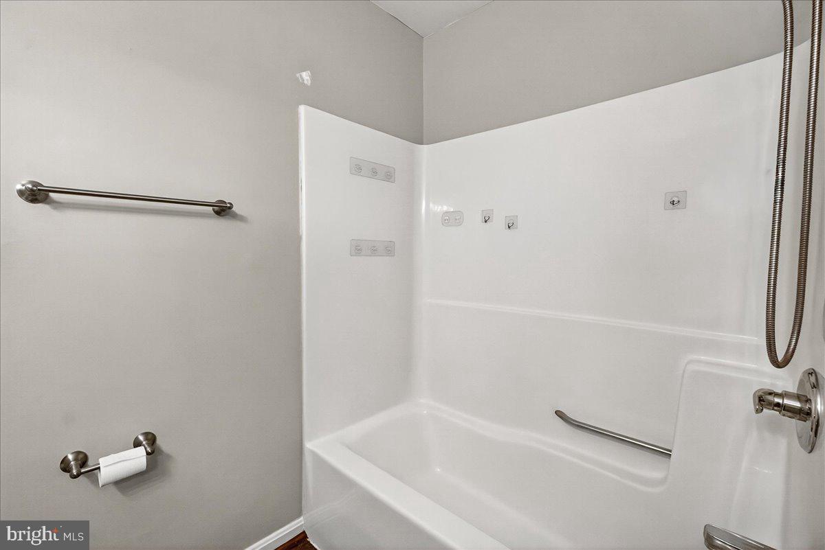 10269 WHITE PELICAN WAY 102B
