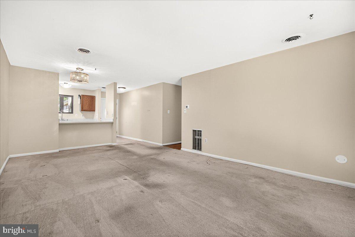 10269 WHITE PELICAN WAY 102B