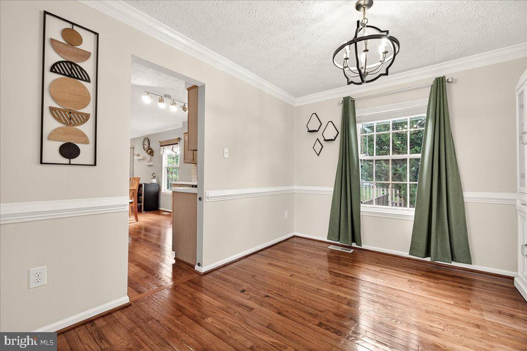 701 ANGELWING LANE