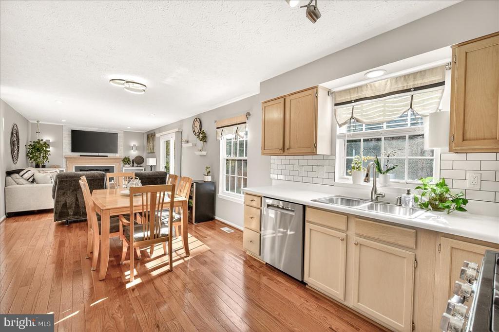 701 ANGELWING LANE