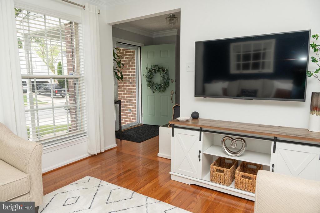 701 ANGELWING LANE