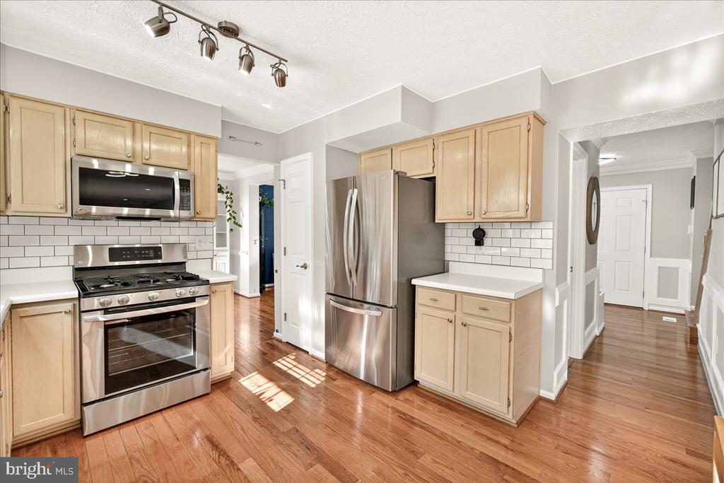 701 ANGELWING LANE