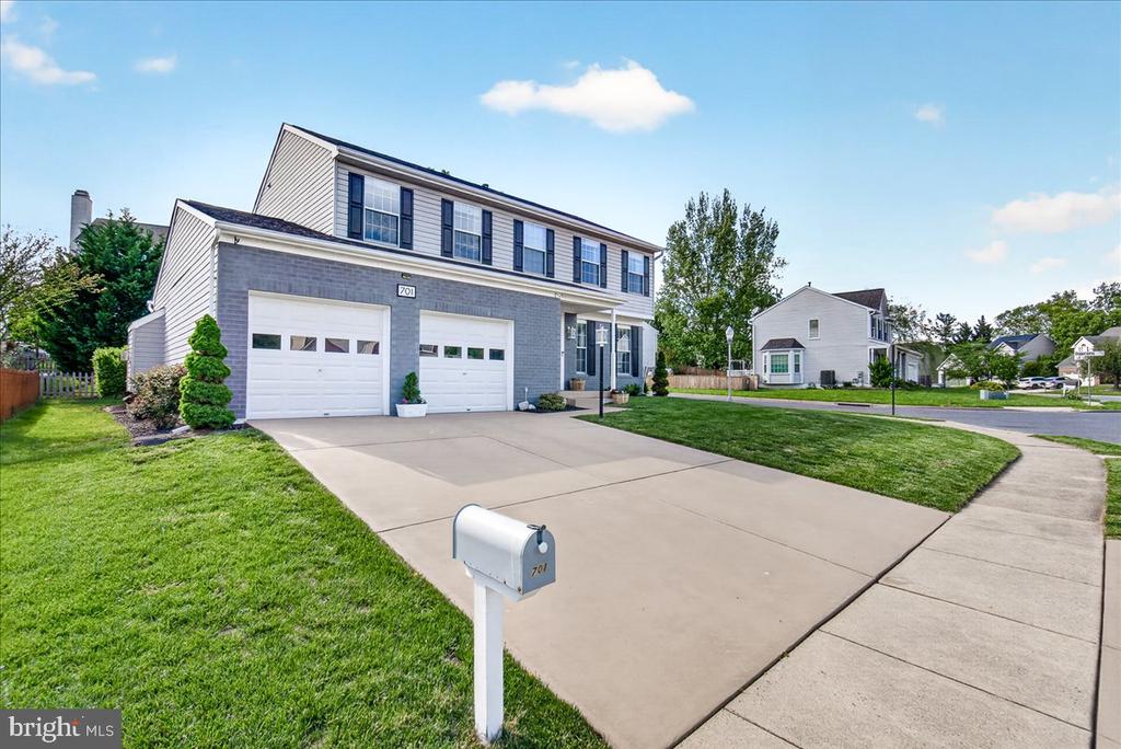 701 ANGELWING LANE