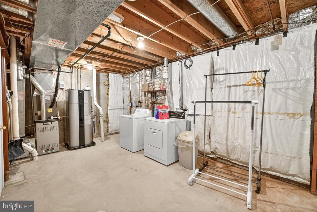 5534 FOXHALL COURT