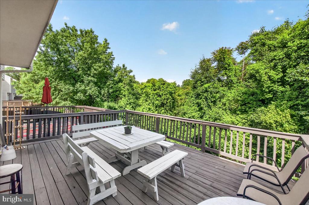 5534 FOXHALL COURT
