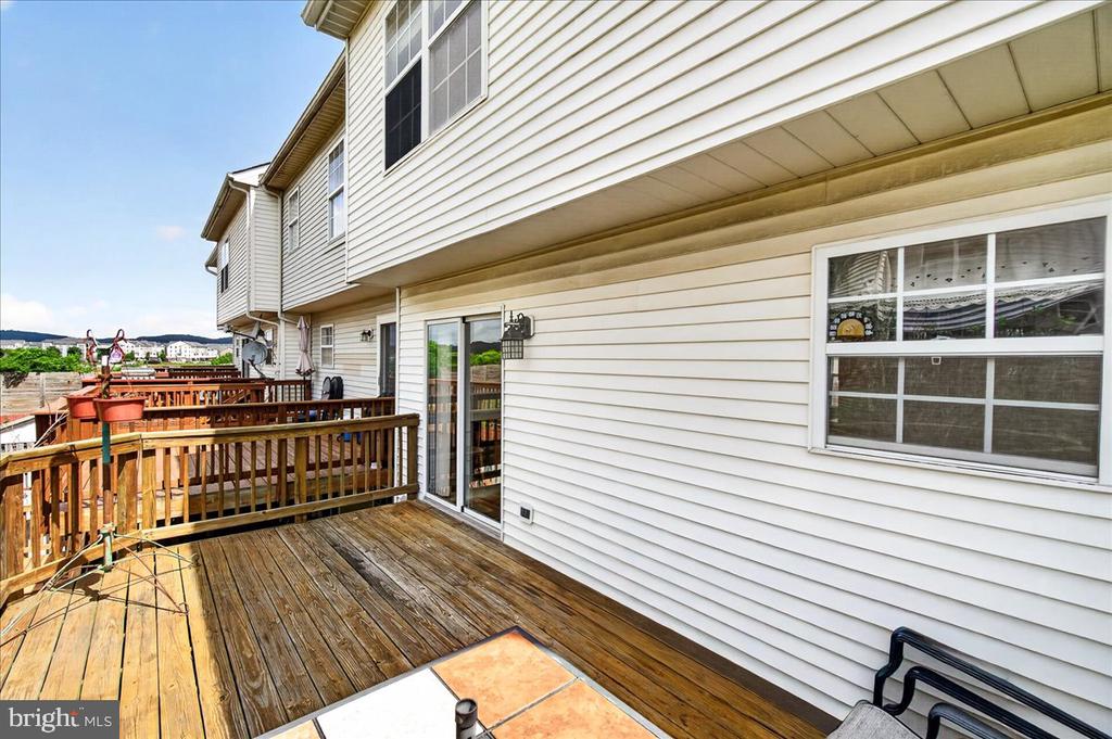6511 MALLERY COURT