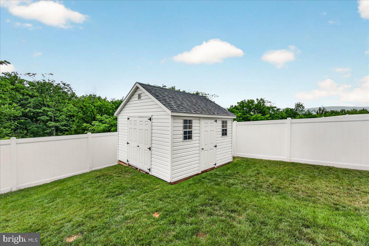17 WESTVIEW DRIVE