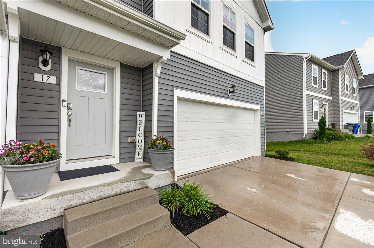 17 WESTVIEW DRIVE