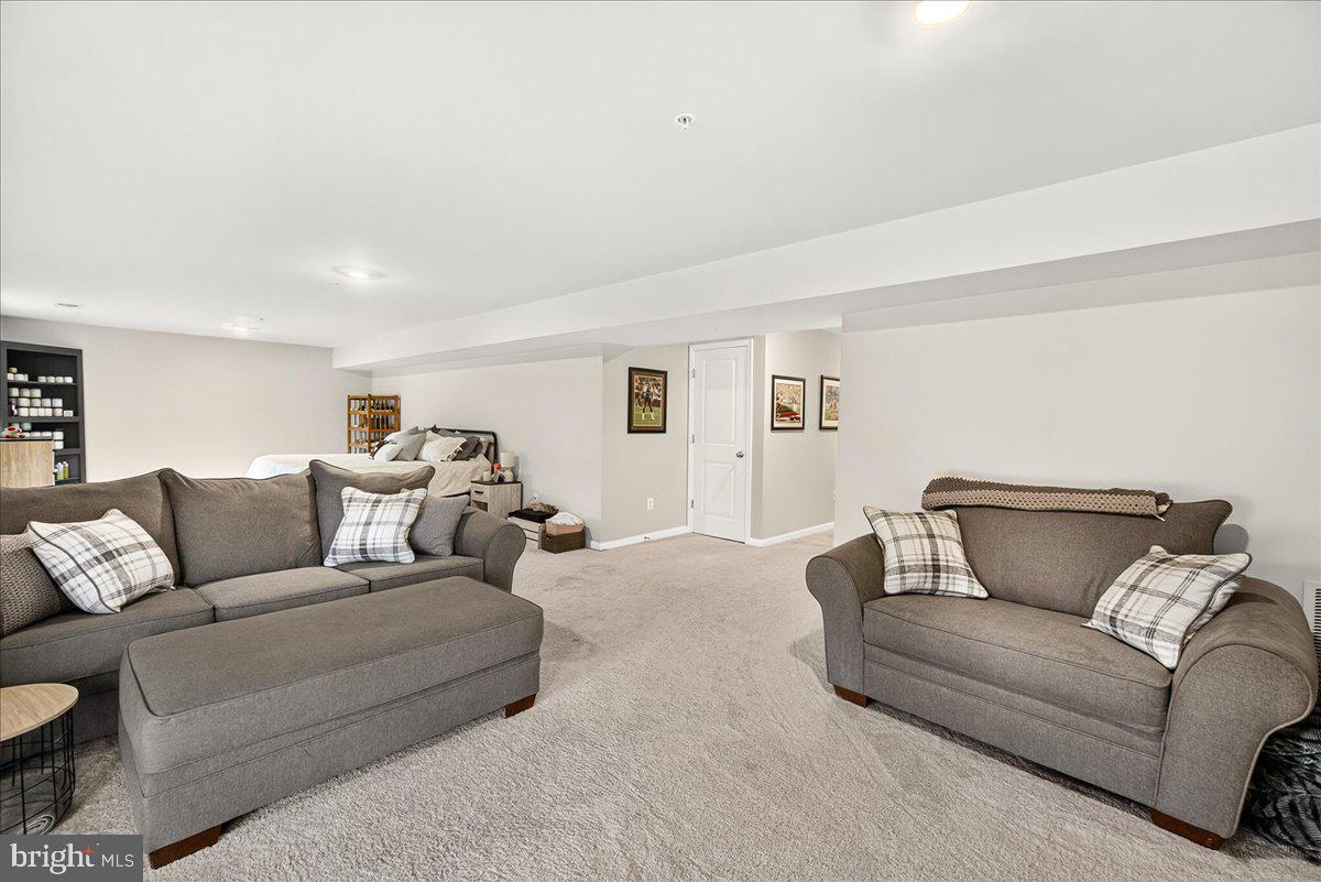 17 WESTVIEW DRIVE