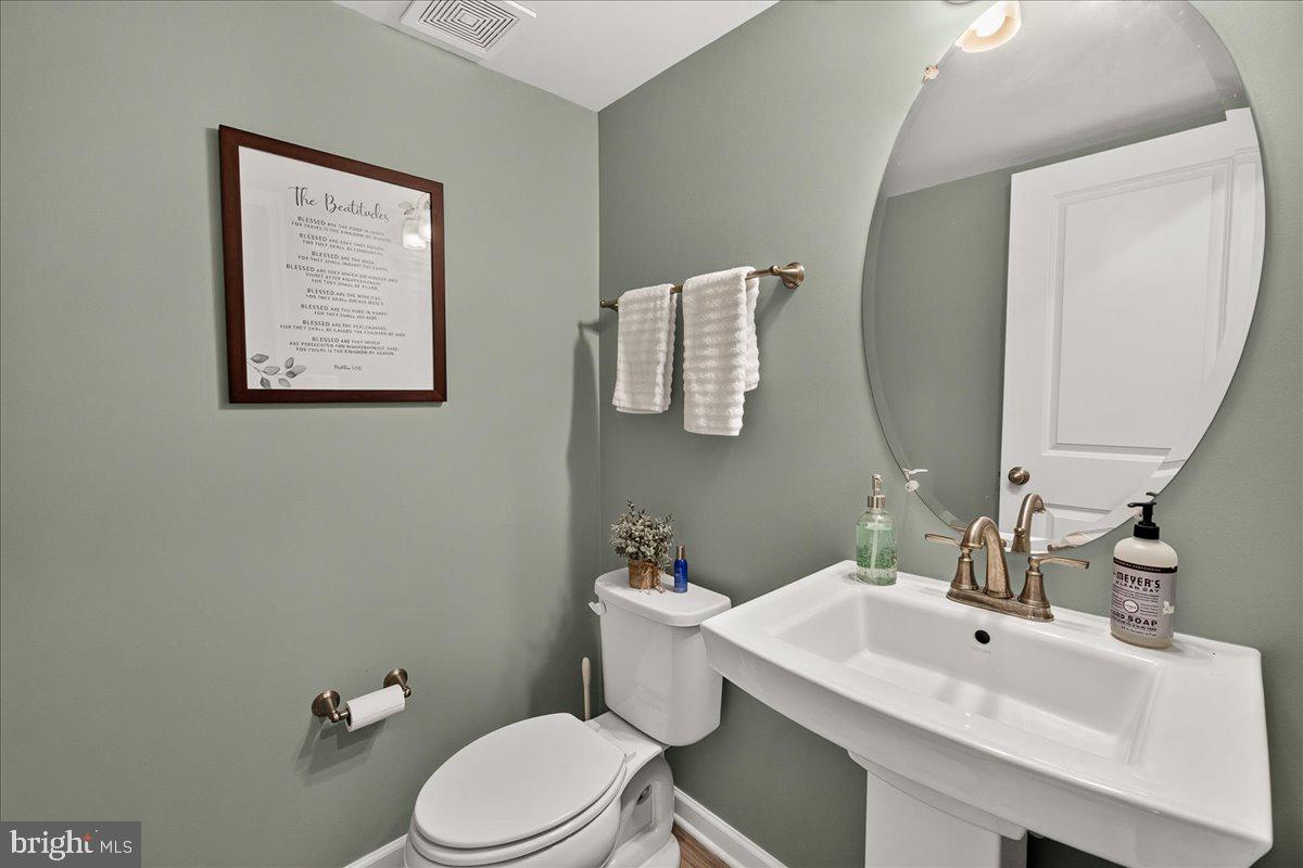 17 WESTVIEW DRIVE