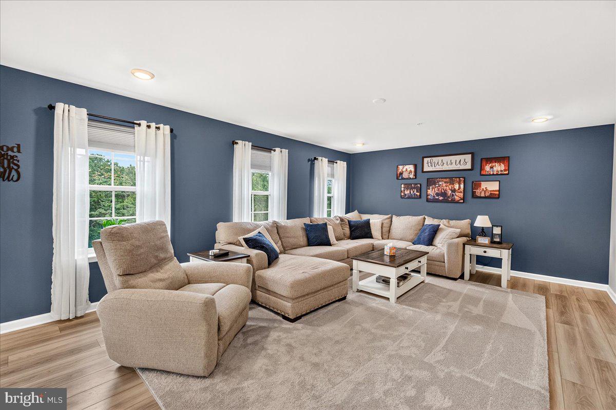 17 WESTVIEW DRIVE