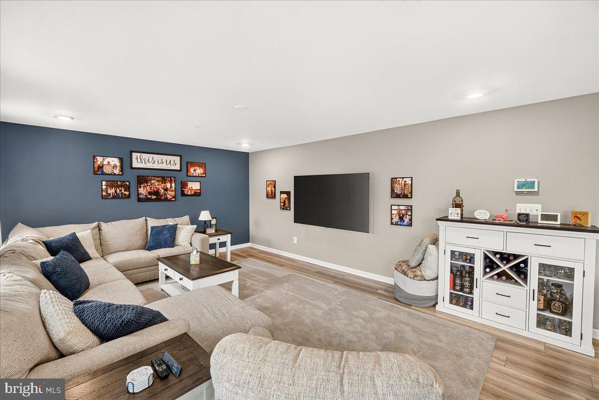 17 WESTVIEW DRIVE