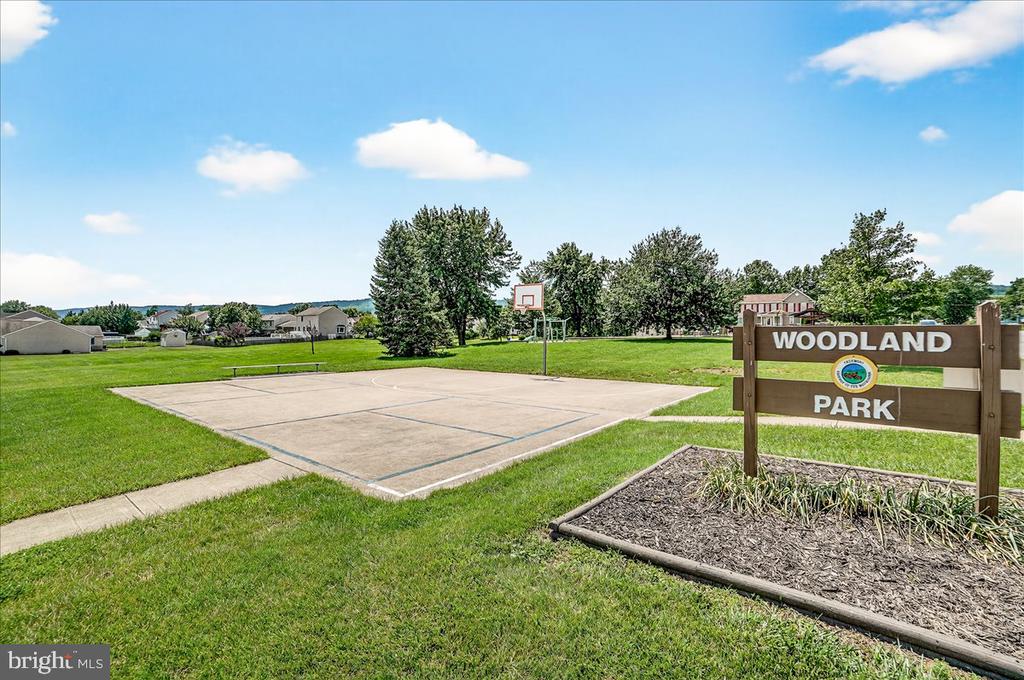 17 WESTVIEW DRIVE
