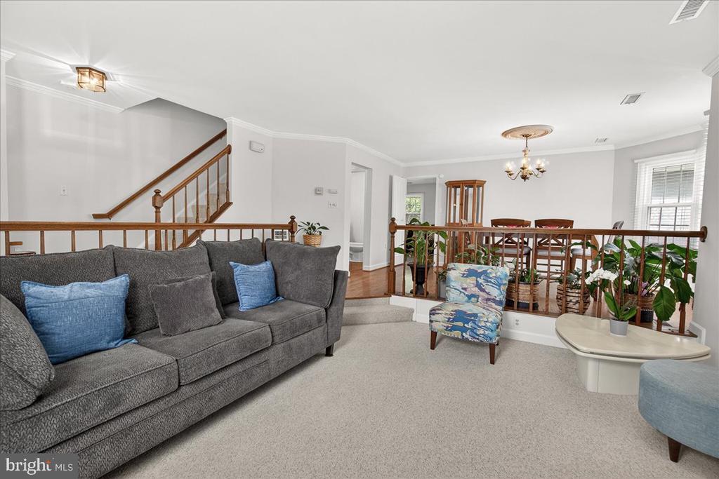 815 DUNBROOKE COURT