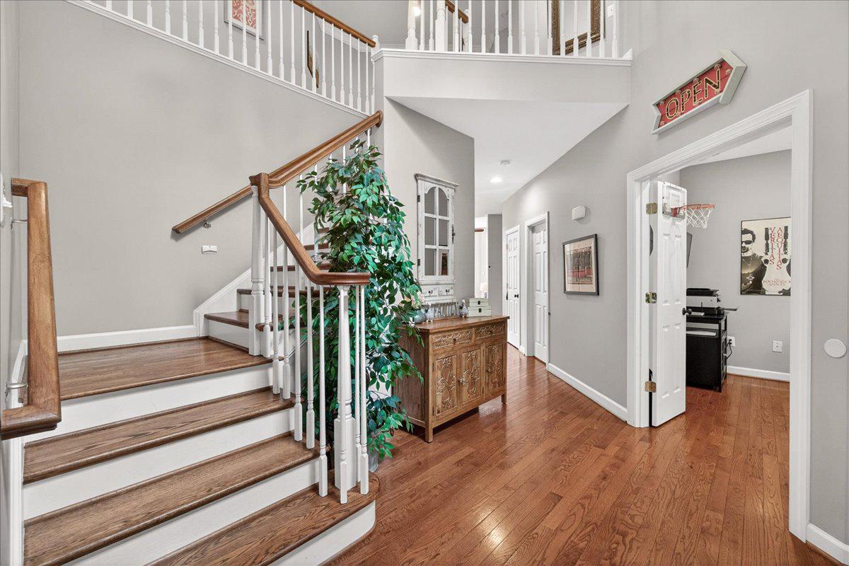 9710 WOODFIELD COURT