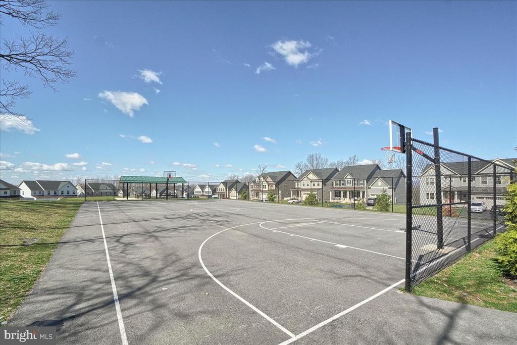 9710 WOODFIELD COURT