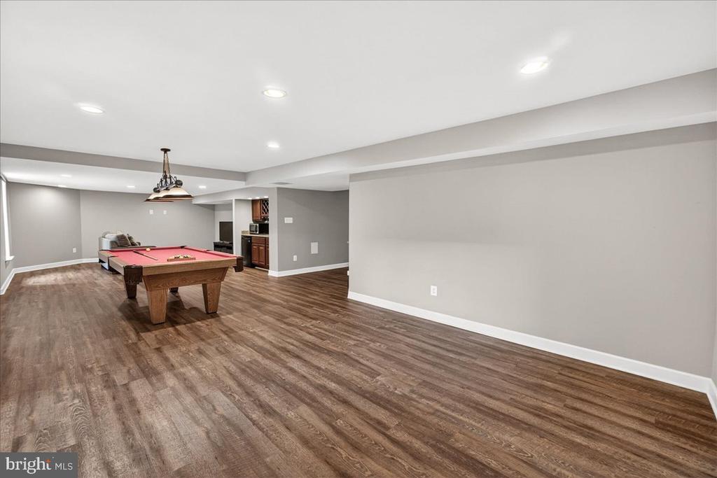 9710 WOODFIELD COURT