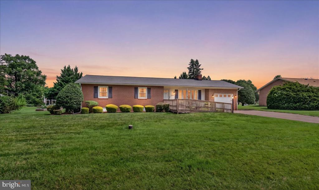 7910 EDGEWOOD FARM ROAD