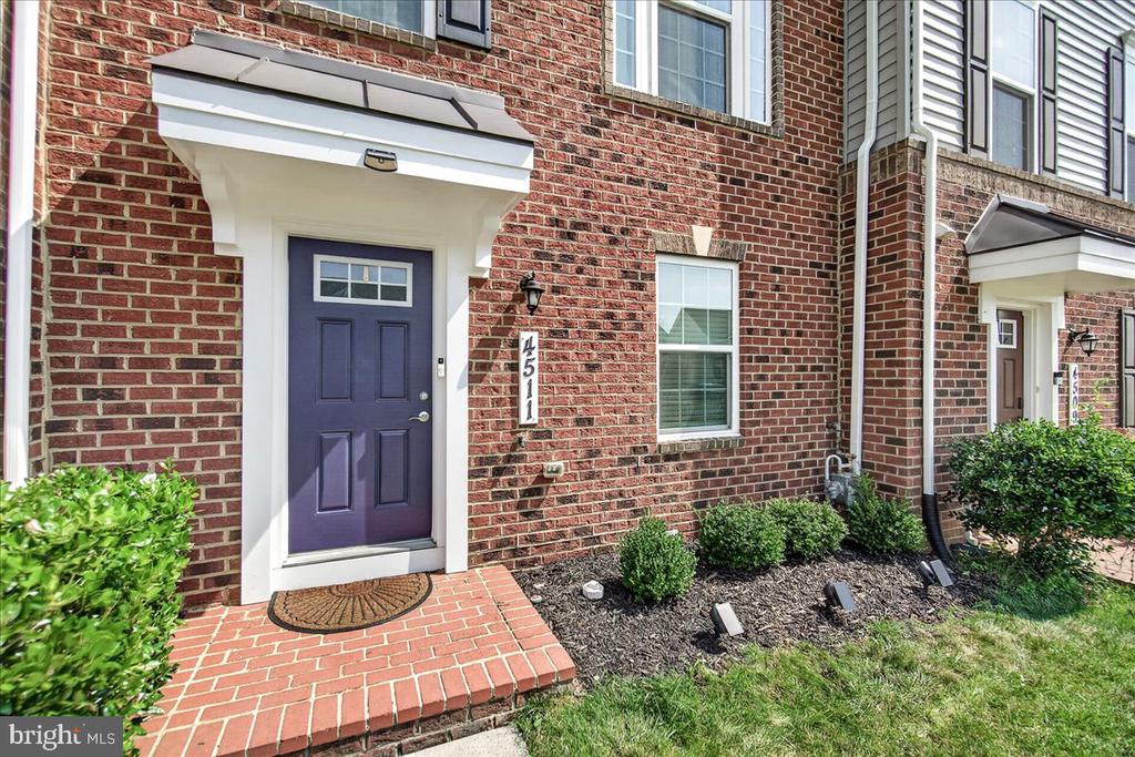 4511 LANDSDALE PARKWAY