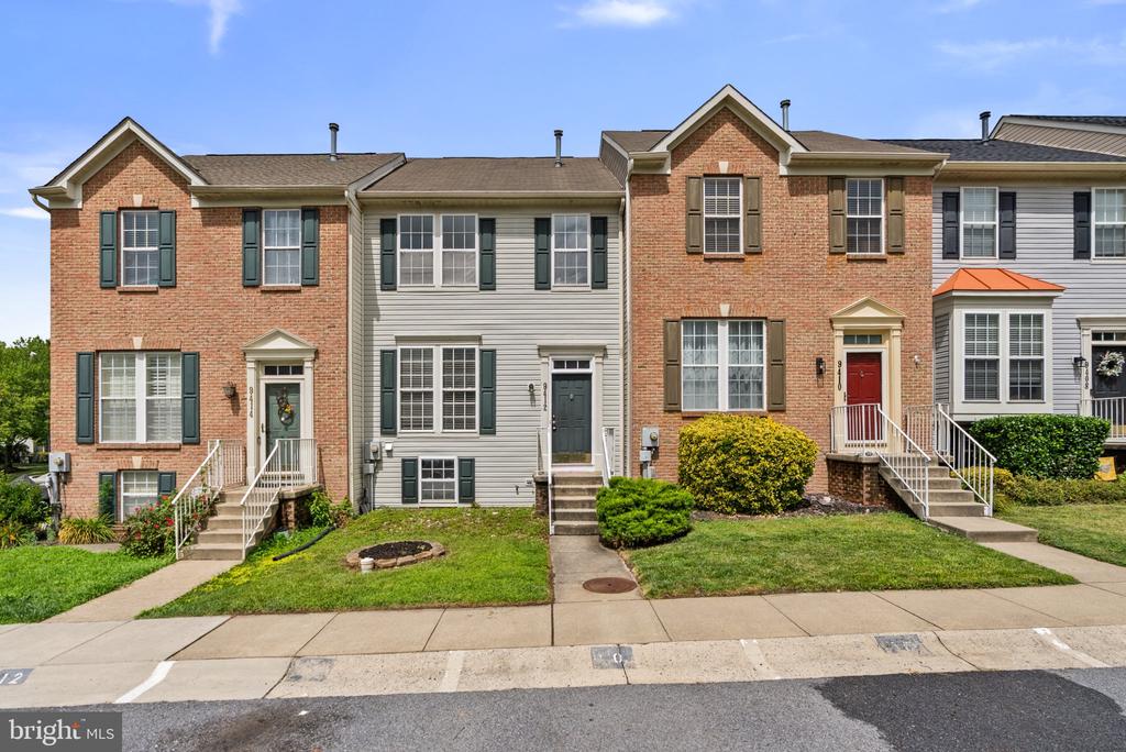 9412 BIRCHWOOD COURT W