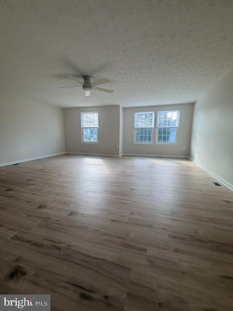 571 BOYSENBERRY LANE