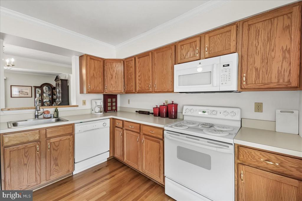 5631 TESSIE COURT