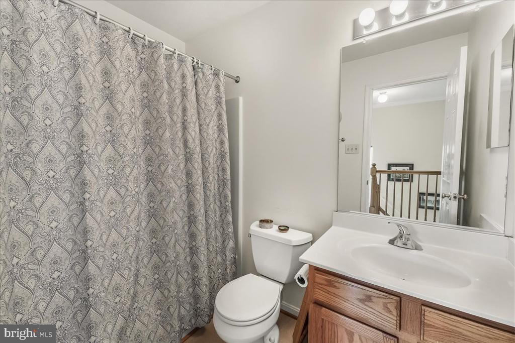 5631 TESSIE COURT