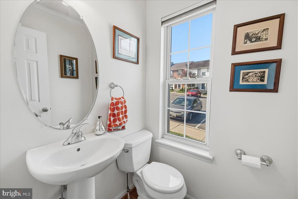 5631 TESSIE COURT
