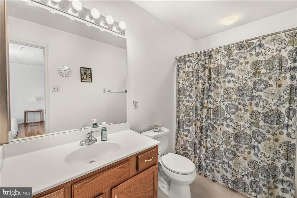 5631 TESSIE COURT