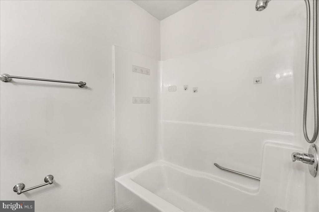 10269 WHITE PELICAN WAY Unit: 102B