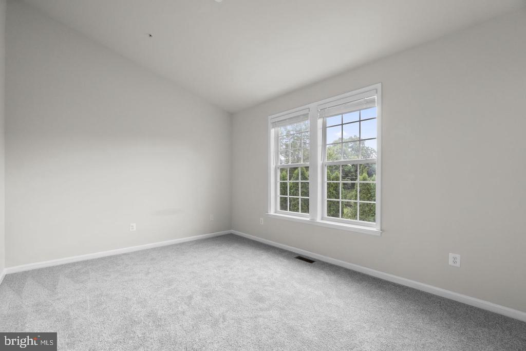 13 LEEKYLER PLACE