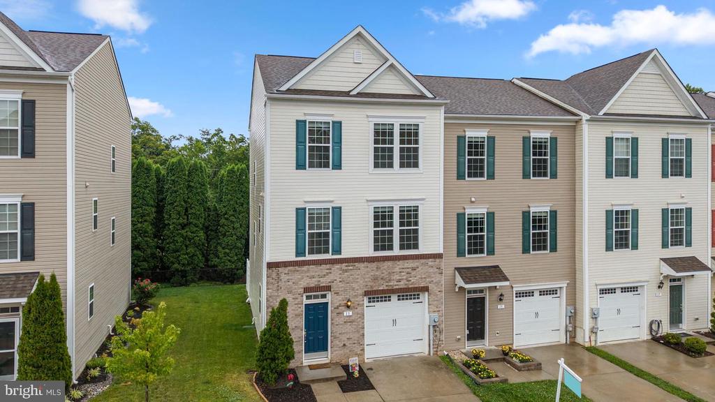 13 LEEKYLER PLACE