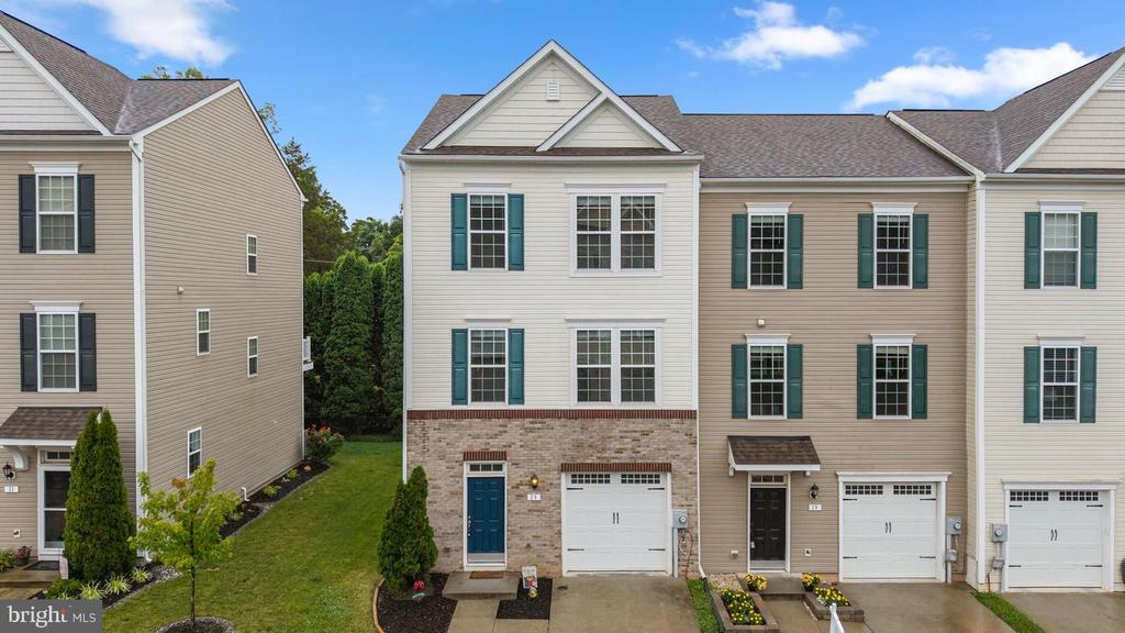 13 LEEKYLER PLACE
