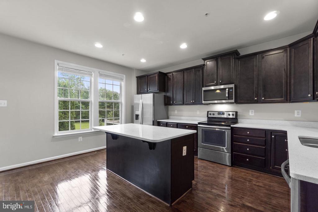 13 LEEKYLER PLACE