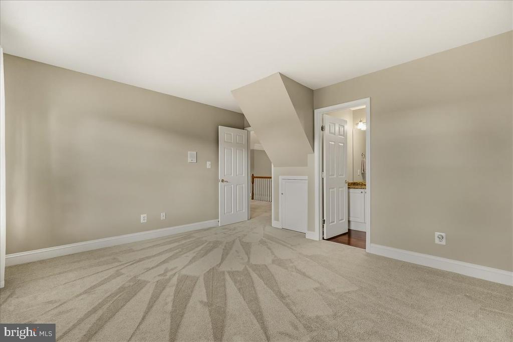 13406 AUTUMN CREST DRIVE