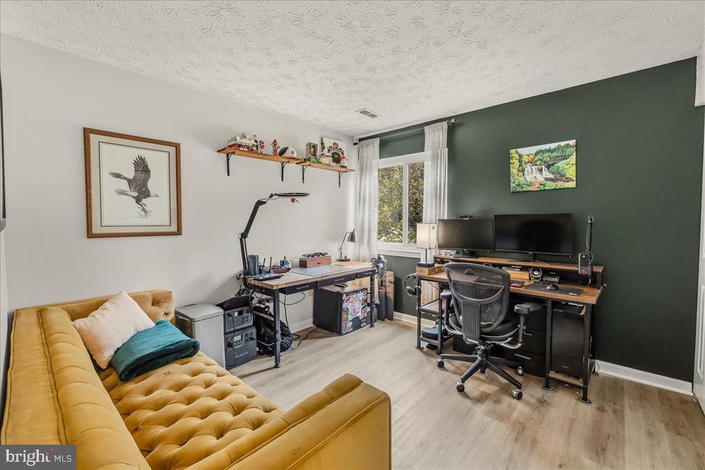 2121 WAINWRIGHT COURT Unit: 1B
