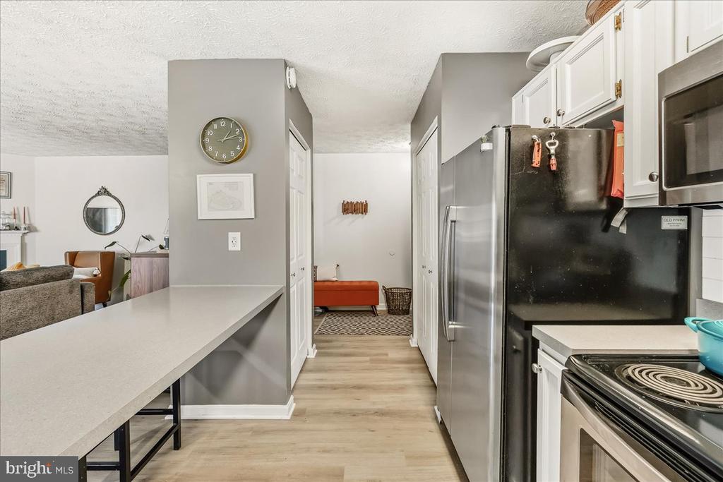 2121 WAINWRIGHT COURT Unit: 1B