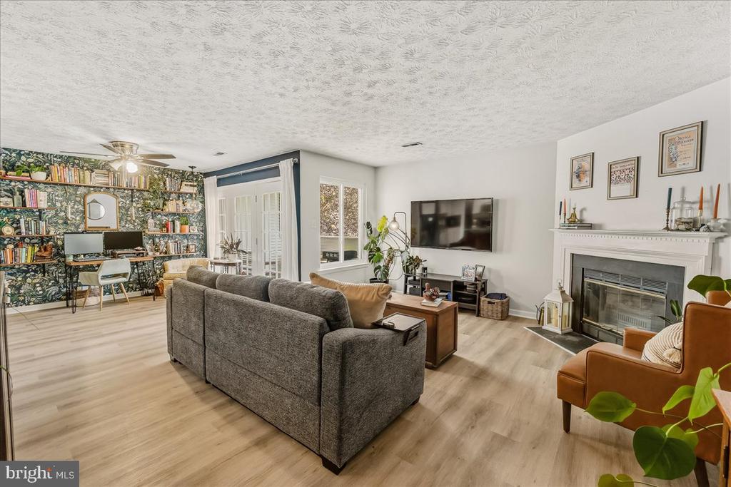 2121 WAINWRIGHT COURT Unit: 1B