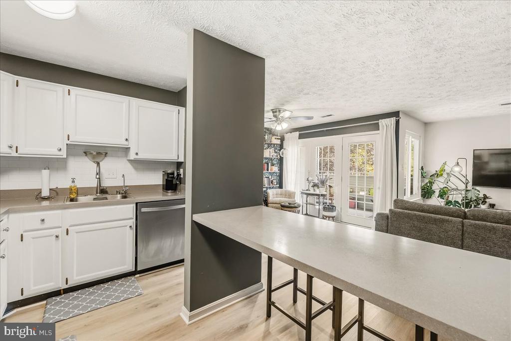2121 WAINWRIGHT COURT Unit: 1B