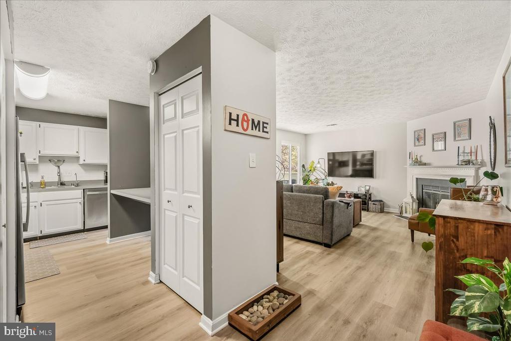2121 WAINWRIGHT COURT Unit: 1B