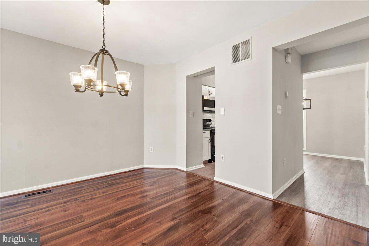 13277 Country Ridge Dr